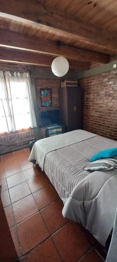 Casa Confortable - Parque Central - Estacionamiento, Patio, 3 Banos, 5 Habitaciones - La Cieneguita Bagian luar foto
